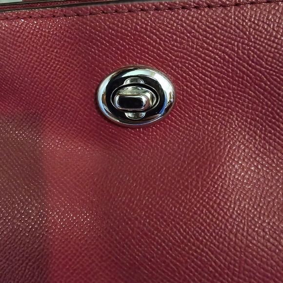 Coach nwot turnlock tote - Picture 9 of 13